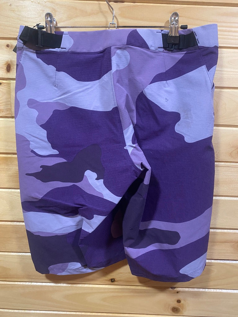 Fox Women's Rnager MTB Shorts- Small- NWT