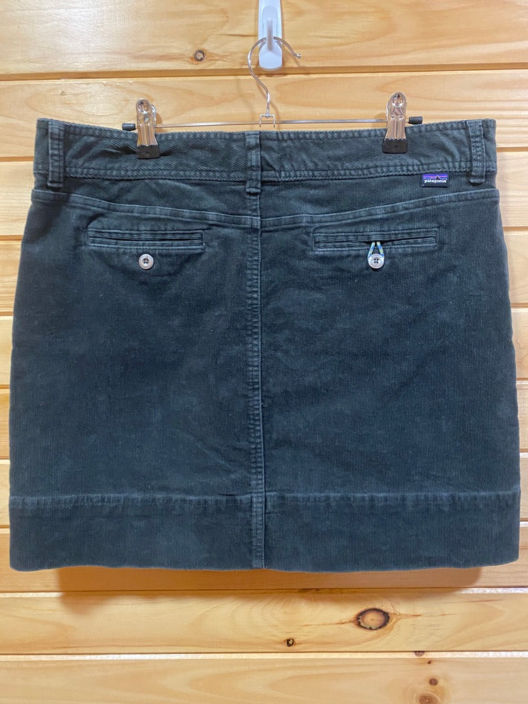 Patagonia Skirt - Size 12, Women’s Versatile Casual Skirt