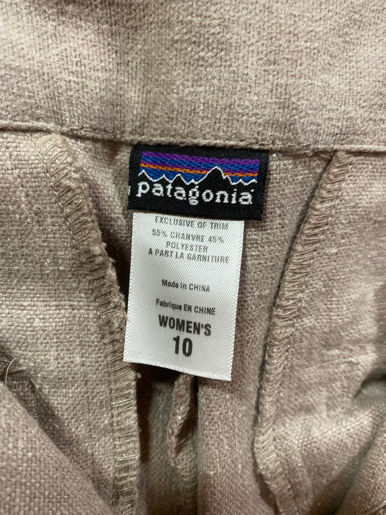 Patagonia Lifestyle Capris - Size 10, Women’s Comfortable Outdoor Pants